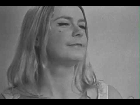 ANNIE NOBEL - Les nanas - YouTube