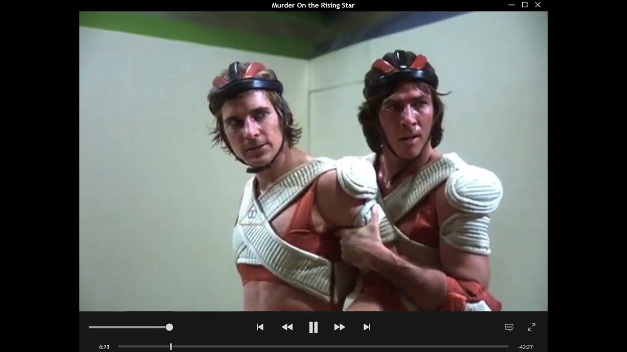 Battlestar Galactica S01 E16 Murder on the Rising Star