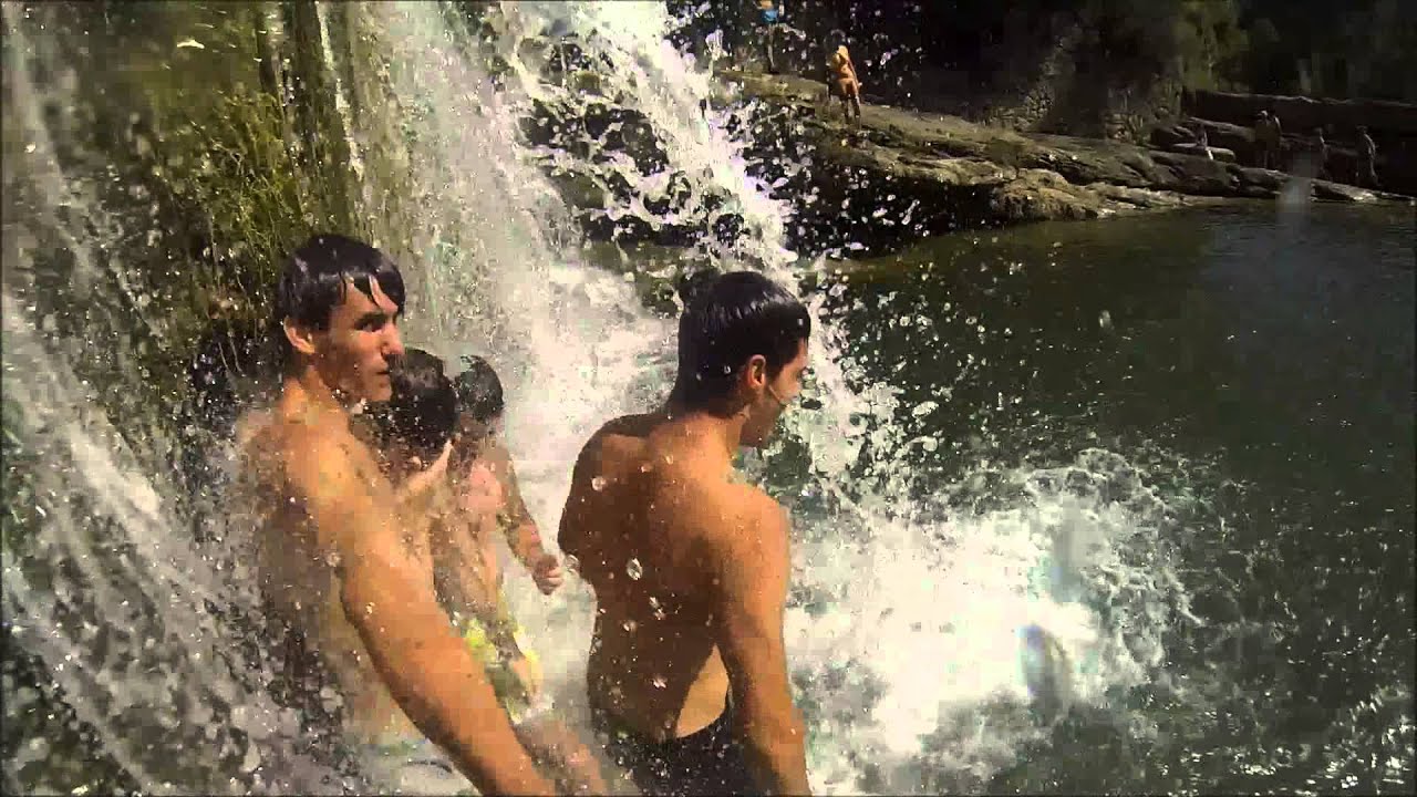 Cliff diving a  la Riera de Merlès