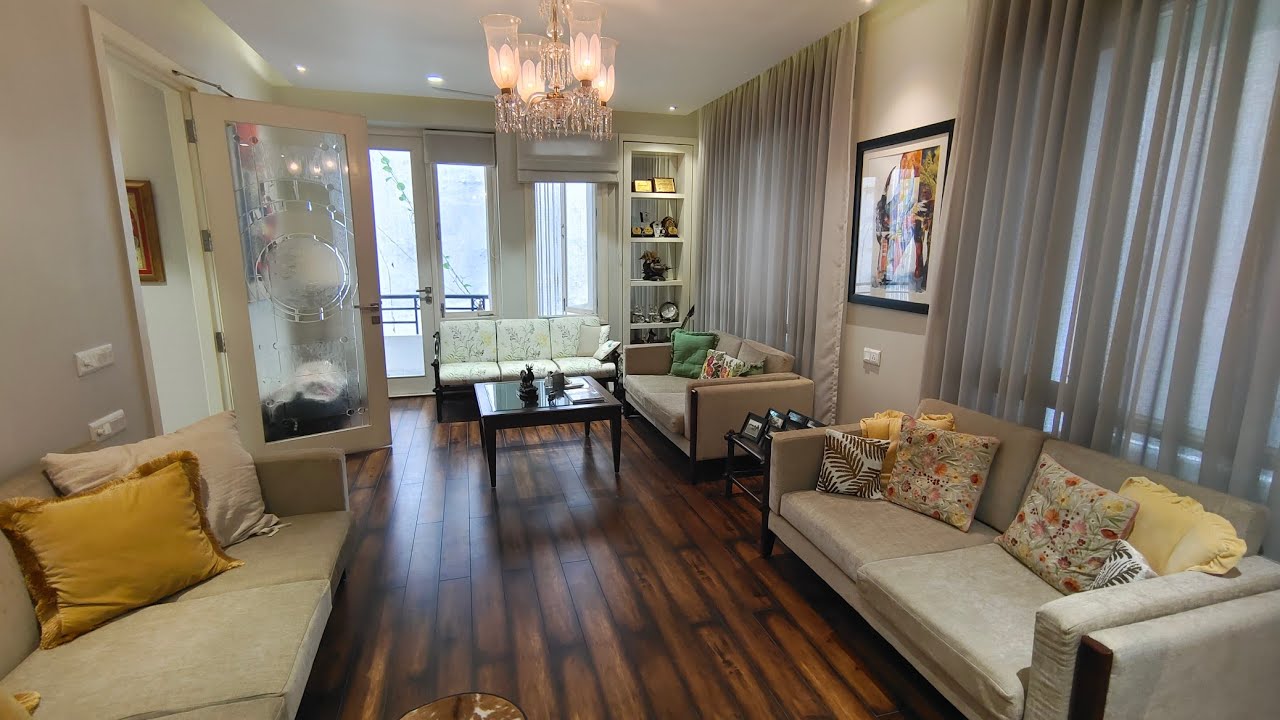 4300 SQ FT FULLY FURNISHED TRIPLEX 4 BHK VILLA FOR SALE JUBILEE HILLS