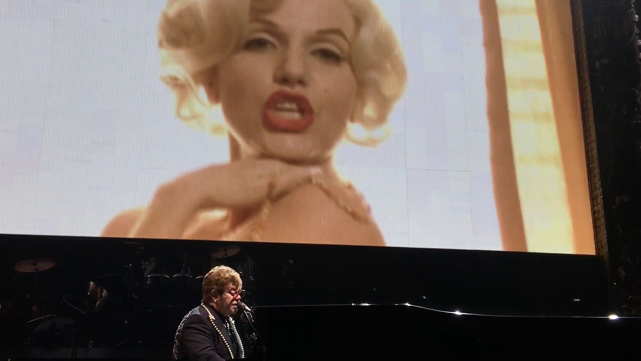 Elton John "Candle In The Wind" Louisville KY YouTube