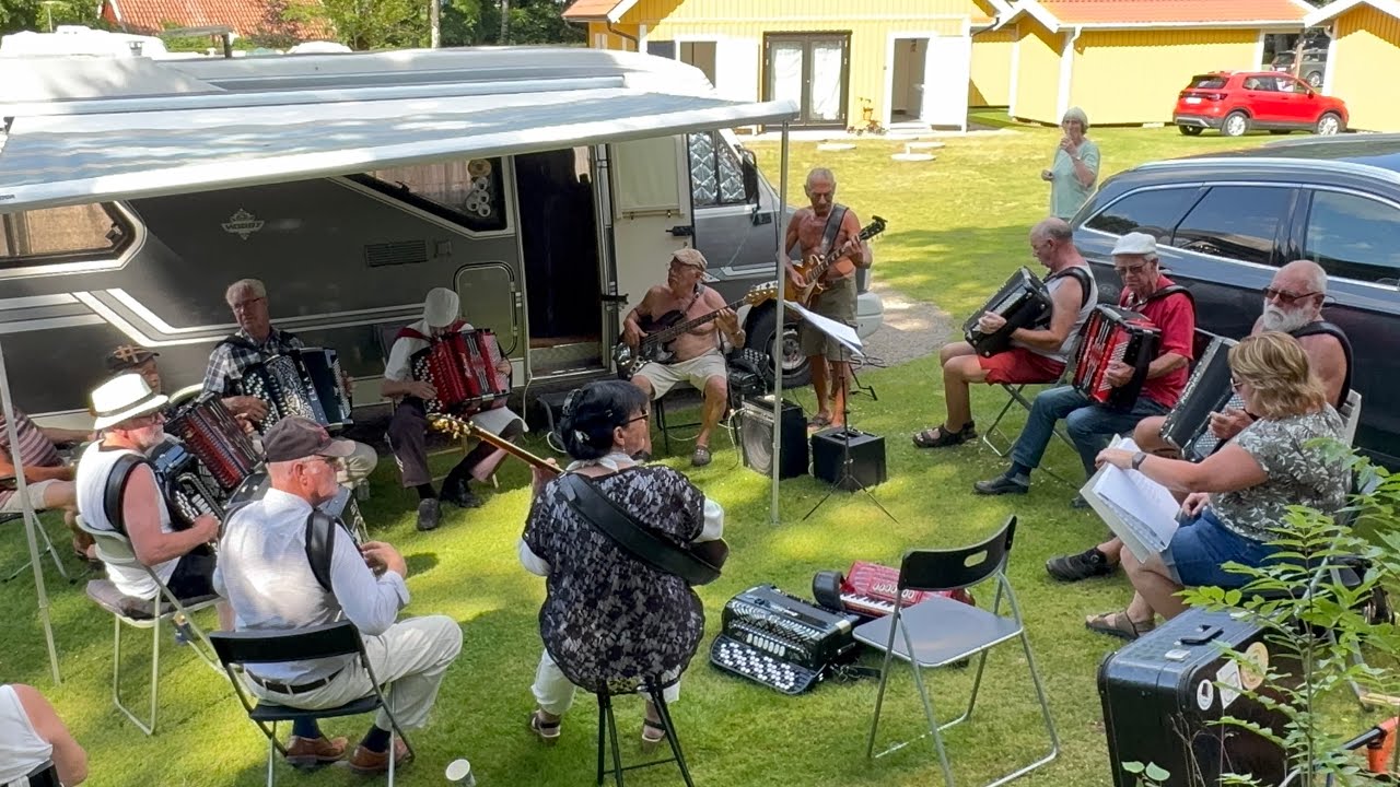 Ut i naturen - Sjönevad 2025 Spelmansstämman