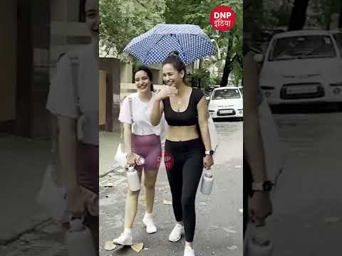 Neha Sharma  और Aaisha Sharma ने फैंस के साथ जमकर की मस्ती|| DNP INDIA
