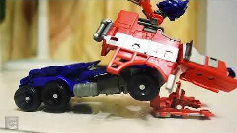 Transformers Stop Motion : Prime VS Megatron 柯博文VS密卡登