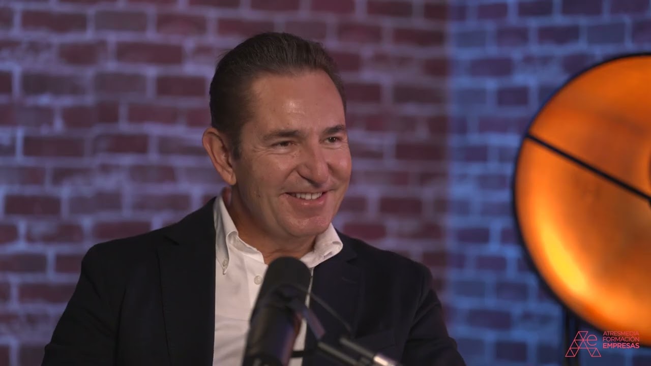 JAVIER SIERRA. DIRECTOR GENERAL ARESBANK