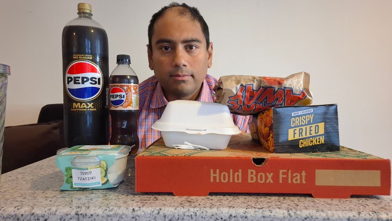 Кебаб-пицца, куриные крылышки, бургер 