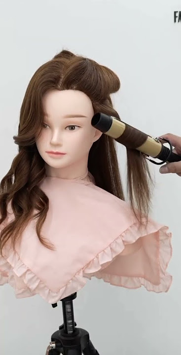 The way he curl the hair so gorgeous💘💞so talented #hairtutorial #hairstyle #beauty #asmr #tutorial