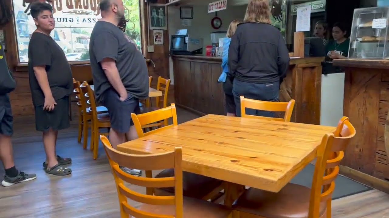 Lunch at Round Up Pizza, Cambria