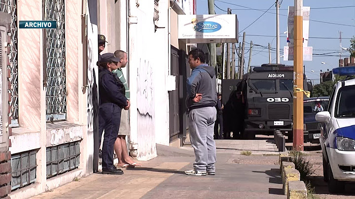 Policía de 30 años fue detenido como sospechoso de arrebato; había usado un arma de juguete