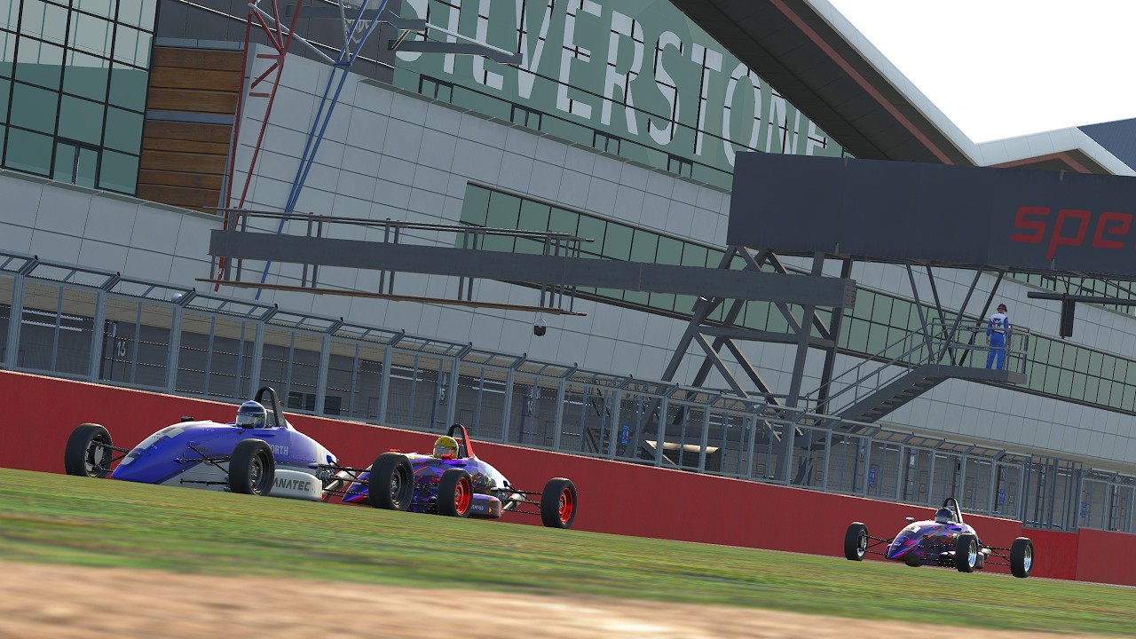 iRacing UK FF1600 26S1 | Silverstone International (Wet) | ASOF Top Split