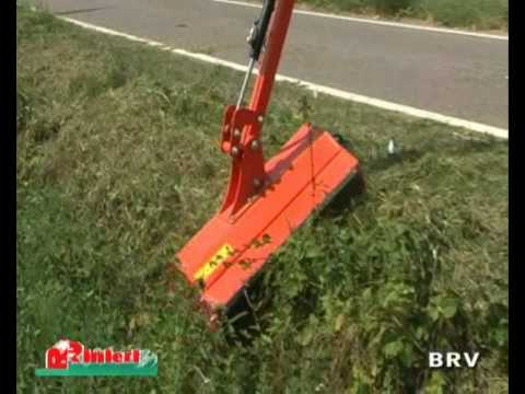 Videostill: Rinieri maaiarm in actie