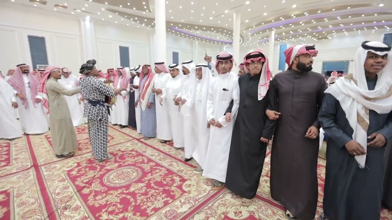 مالي اراها لا ترد سلامي غناء حاتم اسلم في حفل زفاف مشاري الزيلعي