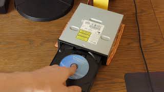Big vs. small CD - sound and speed demo