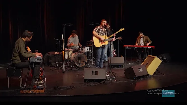 Jon MacAulay-Love Left Town (live on Stop!TV)