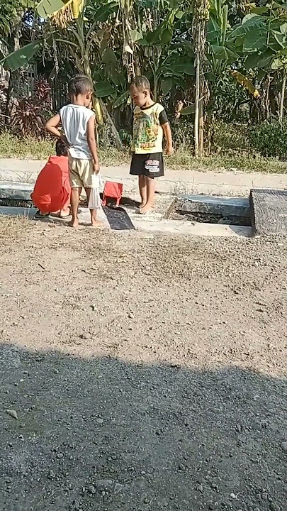 LUCU dan GEMESIN || Anak kecil jemur barongan