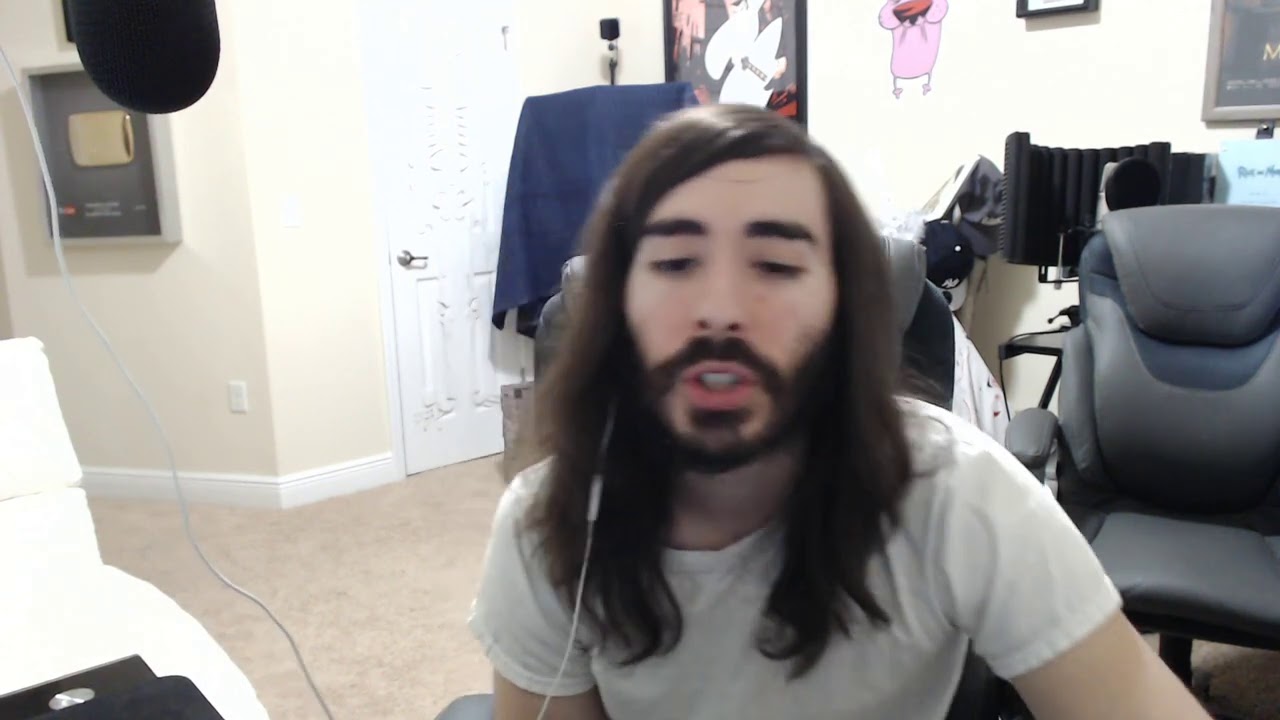 moistcr1tikal Twitch Stream Aug 17th, 2020 [Risk of Rain 2]