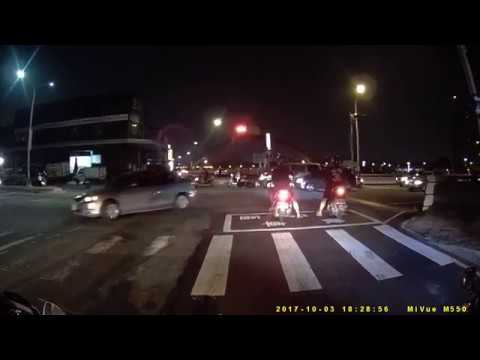 2017/10/3 車禍 台中市環中東路五段與六順路交叉口