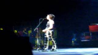 Alanis Morissette live ATL Hall - Rio de Janeiro, Brasil, 27-09-2003