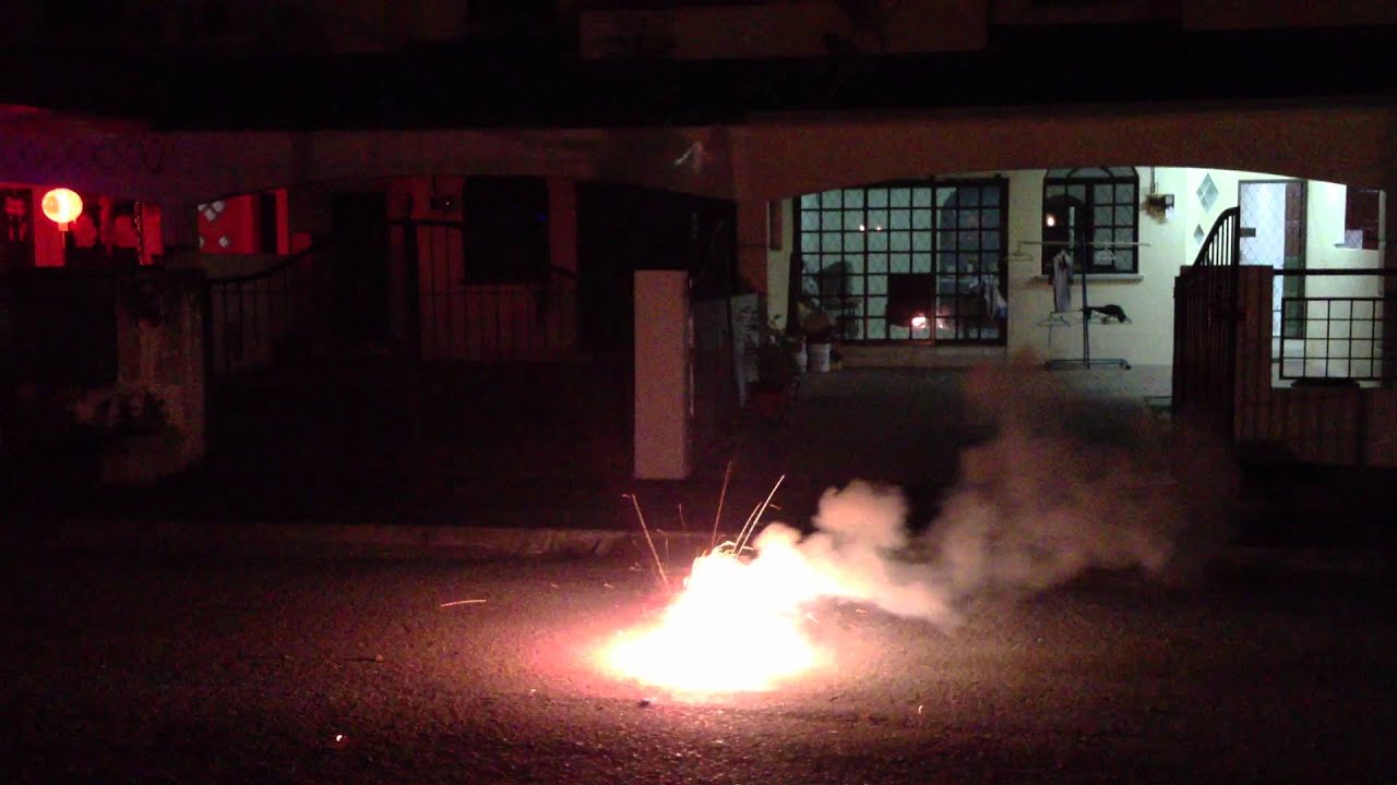 Firework with very loud bang YouTube