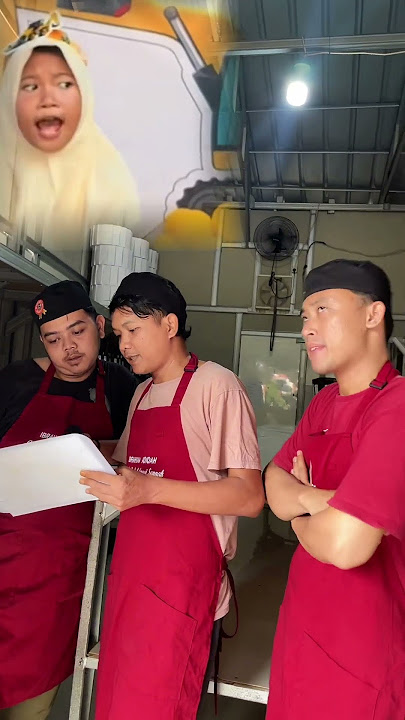 Tia Monika versi Tim Packing Ibrahim Aqiqah😎 Udah judes belum ni abangnya? #viralvideo #aqiqah