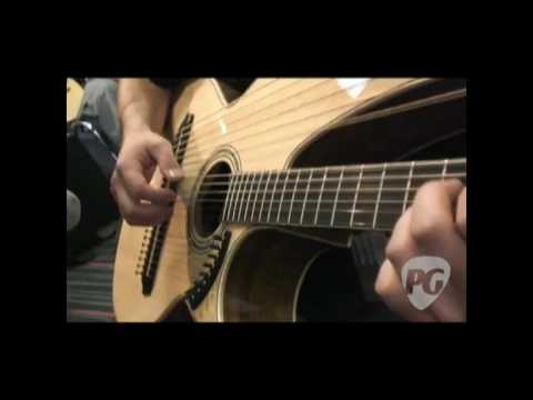 Montreal Guitar Show '09 - Acoustic Room Tour