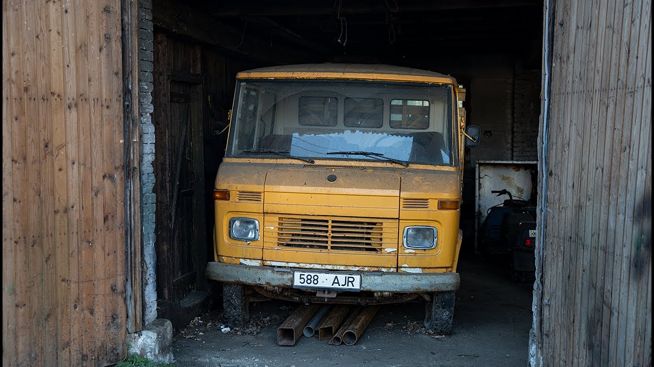メルセデス　ベンツ　3500 Bus 1954 1024px-Mercedes-Benz_Haubenbus.jpg