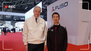 Download Lagu FUSO | CEO's van Mitsubishi Fuso en Hino bezoeken elkaars stands: Japan Mobility Show 2025 MP3