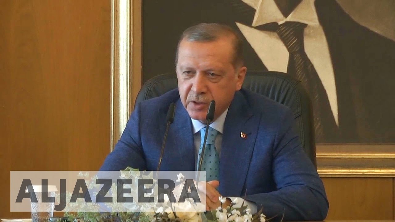 تركيا تهدد بشن المزيد من الضربات على الأكراد السوريين المتحالفين مع الولايات المتحدة