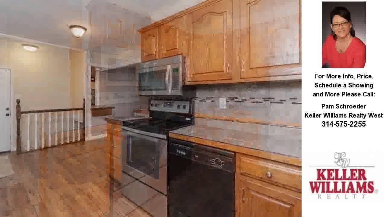 3425 Wilshire, St. Charles, MO Presented by Pam Schroeder.