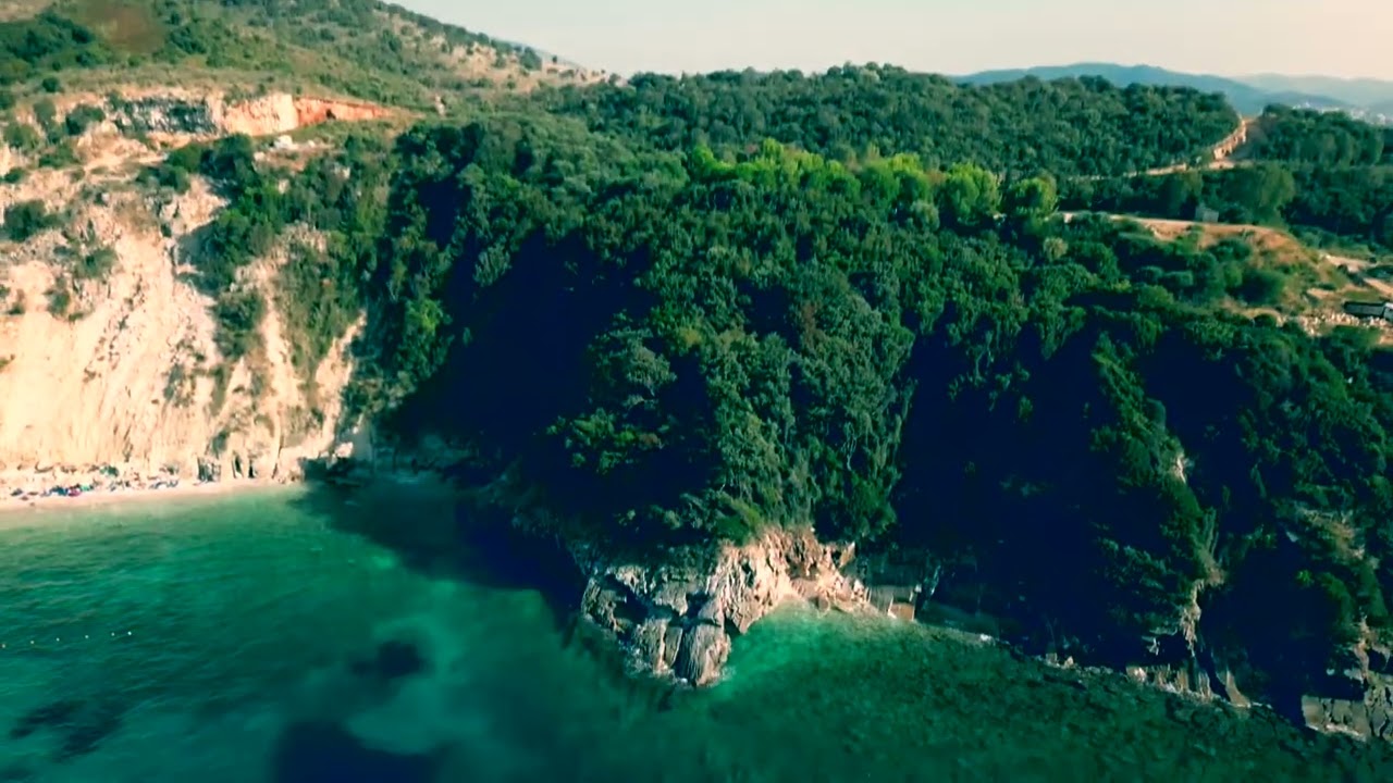 Pulëbardha Beach, Albania
