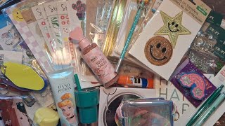 I WON! A GIVEAWAY @Virginiamartin
I hope you enjoy this video.
I won a giveaway challenge from Virginia Martins channel. She had a Book Bookish Theme / giveaway, I sent in what she ask for in her challenge & I won the second mystery box of goodies. Thank you so much Virginia, I was so surprised & very greatful.
I hope you stay & watch to the end to see what I won.
Then go to her channel & show her some crafty love.
https://youtube.com/@virginiamartin-authorspeaker?si=O91CK-TscxY84nZO
Thank you for watching
Remember I love you
##challenge #giveaway #bookish #Theme #iwon #yea #thankyou I WON! A GIVEAWAY @Virginiamartin