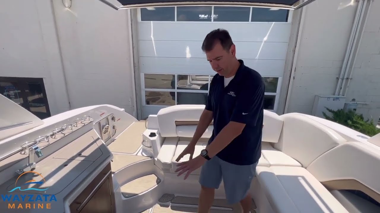 Pre-Owned 2016 Four Winns H350