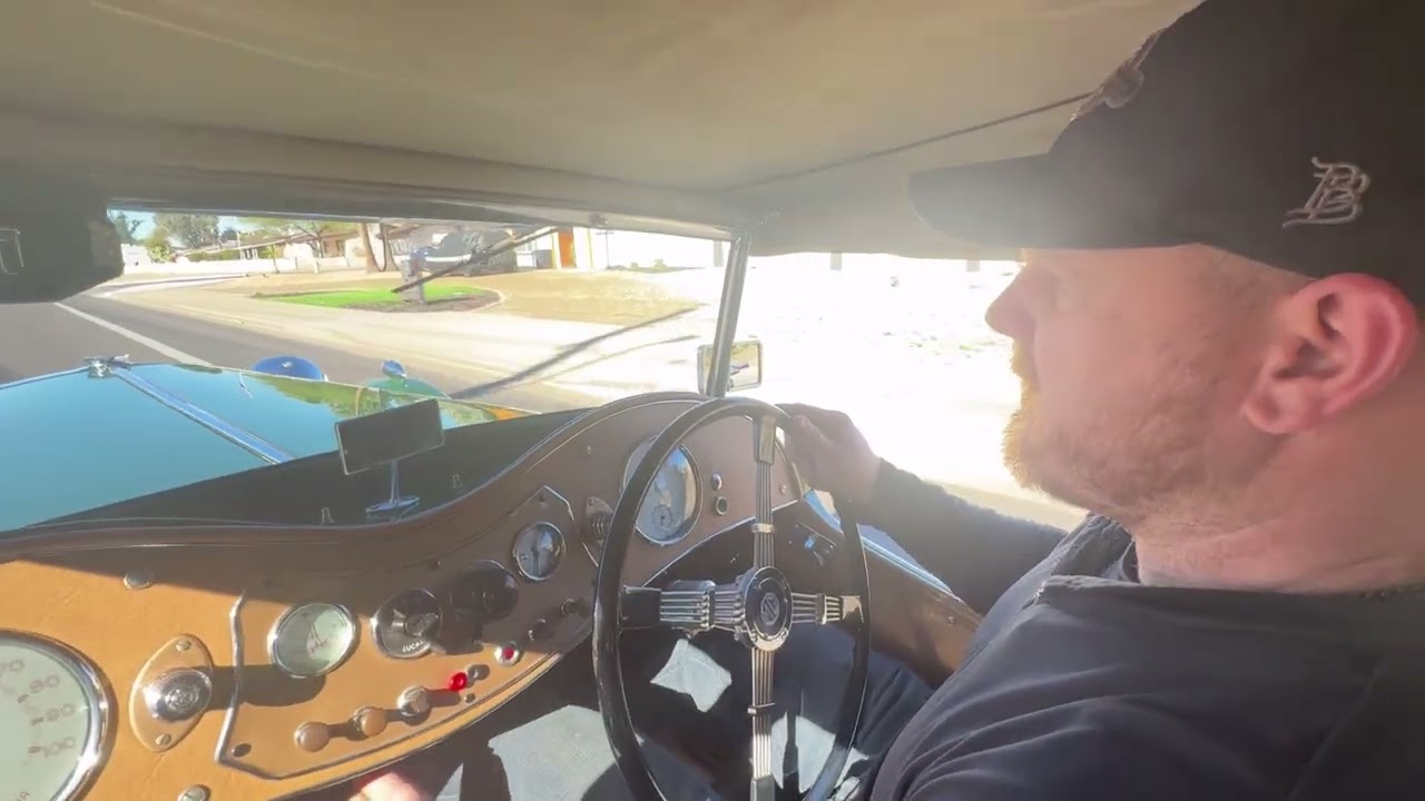 MG TC 1949 года: впечатления от вождения. Настоящий винтажный британский автомобилизм.