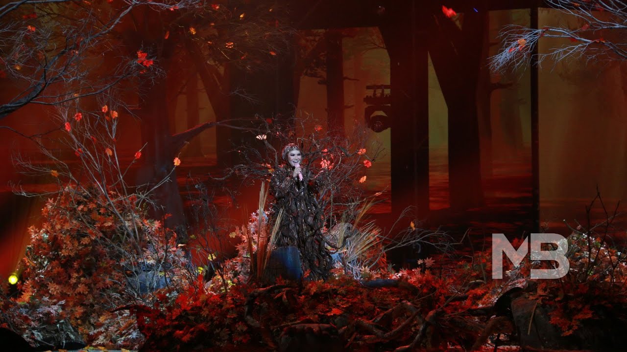 AJL38: Aina Abdul - Jangan Mati Rasa Itu (FANSCAM) - YouTube