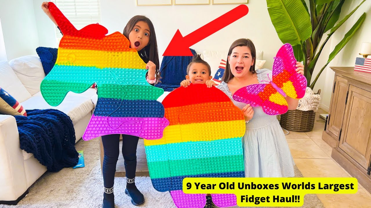 9 YEAR OLD AVA UNBOXES WORLDS LARGEST FIDGET TOY HAUL! YouTube
