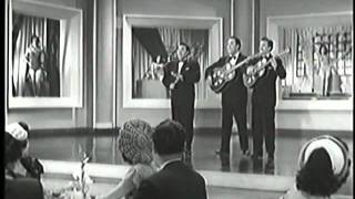 LOS TRES DIAMANTES (Quesada-Prado-Sedano) - DOS CRUCES - 1951 chords