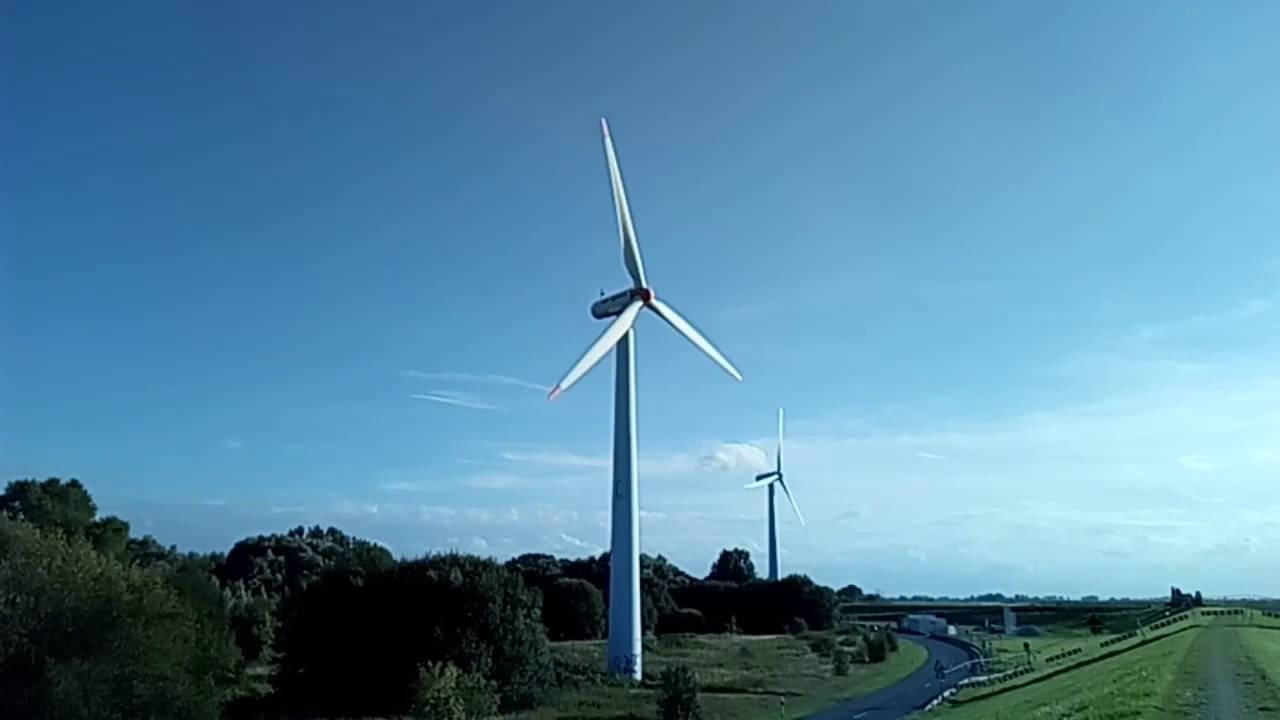 Windkraft In Bremerhaven Luneort Youtube