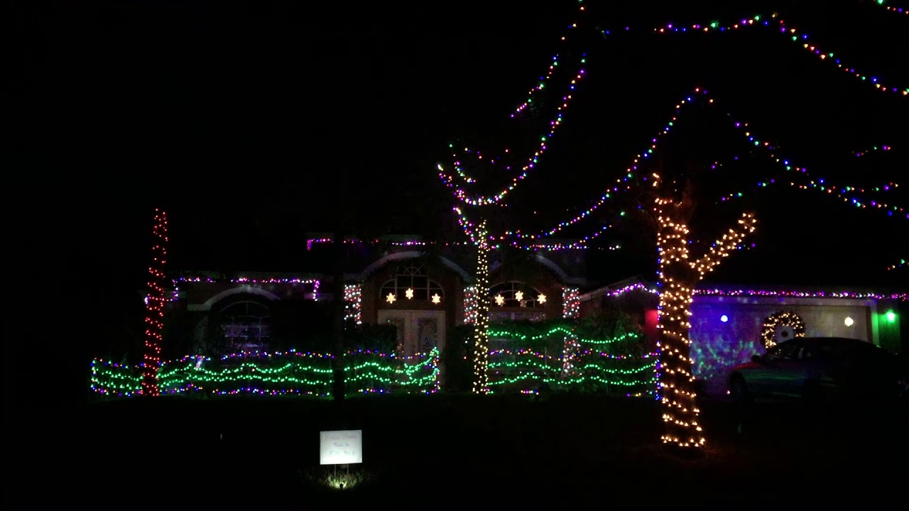 Crismond Christmas Light Show 2020 YouTube