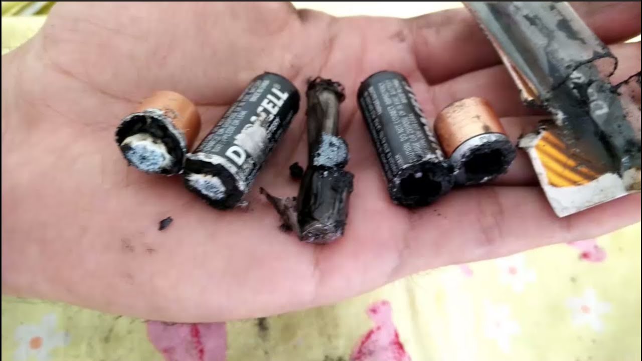 Inside Duracell Battery - Used  U0026 New