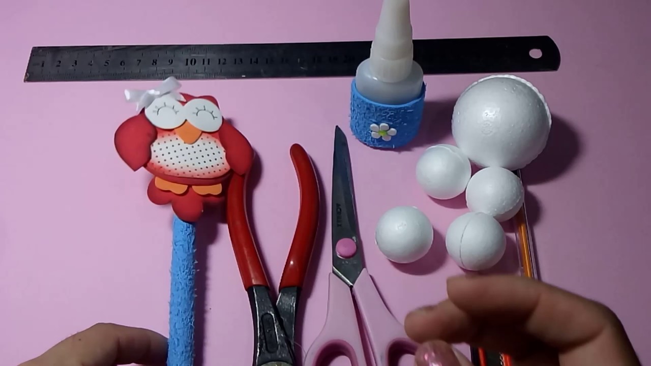 Caneta Boneca fofucha  E.V.A lista de materiais caneta boneca