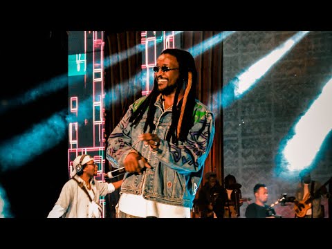 Nyashinski Performs WACH WACH Octoberfest