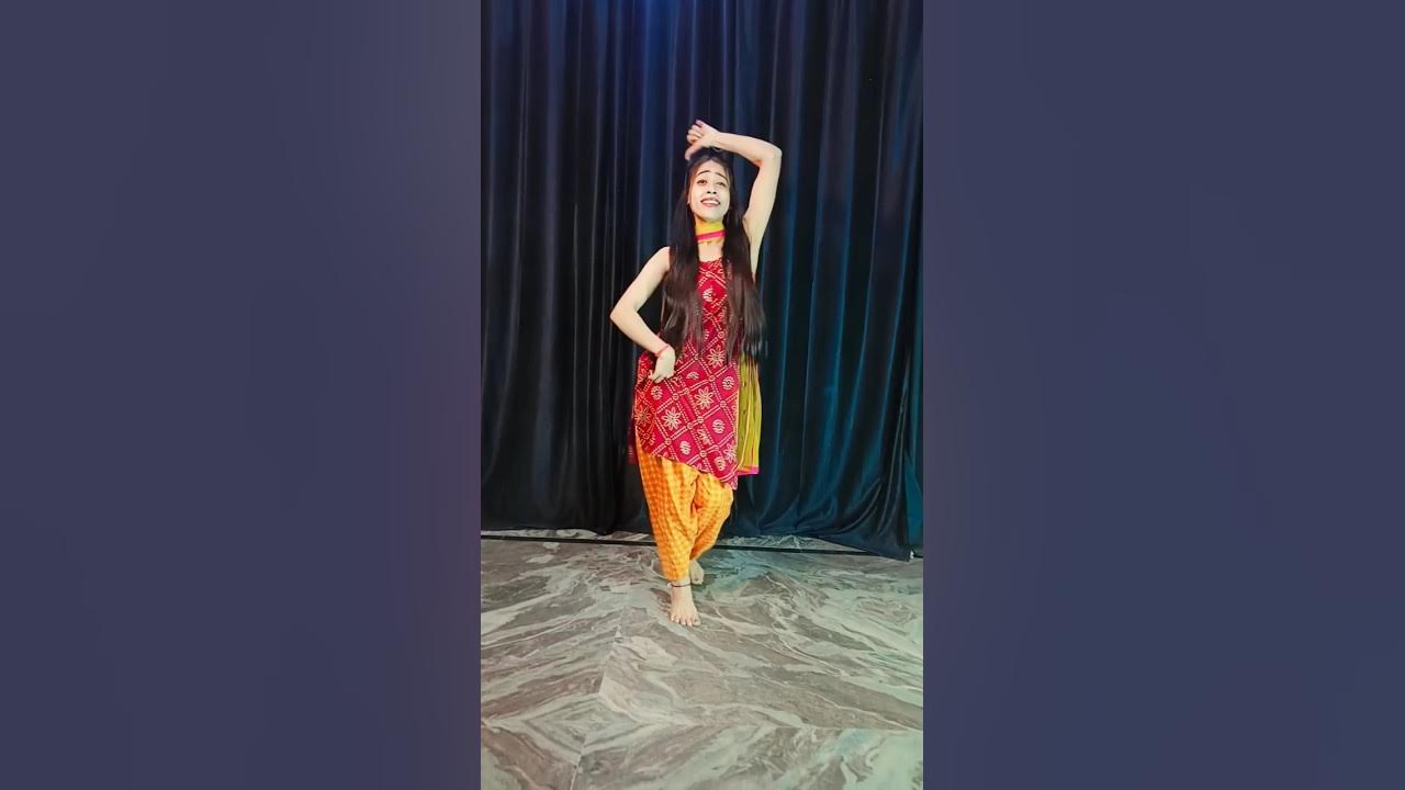 Bhabho Kehndi E Singha Velna Liya | Surinder Kaur | #shorts #viralvideo #dance Bhabho Kehndi E Singha Velna Liya | Surinder Kaur | #shorts #viralvideo #dance