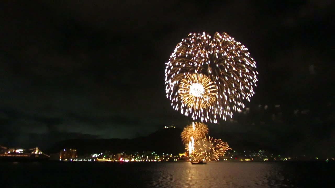 22 8 4 開港163周年記念函館港まつり 最終日 第67回道新花火大会 グランドフィナーレ 函館山をバックに Youtube