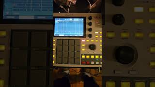 MPC Sessions: Lm002 #mpcone #producer #musicproduction #beats #theproducerroom #mpc #musicproducer