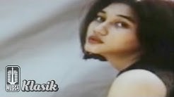 Nike Ardilla - Cintaku Suci (Karaoke Video)  - Durasi: 3:56. 