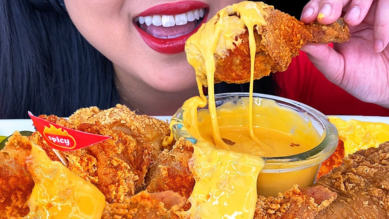 ASMR CHEESY SPICY FRIED CHICKEN MUKBANG *JOLLIBEE* (EATING SOUNDS) NO TALKING | ASMR Phan