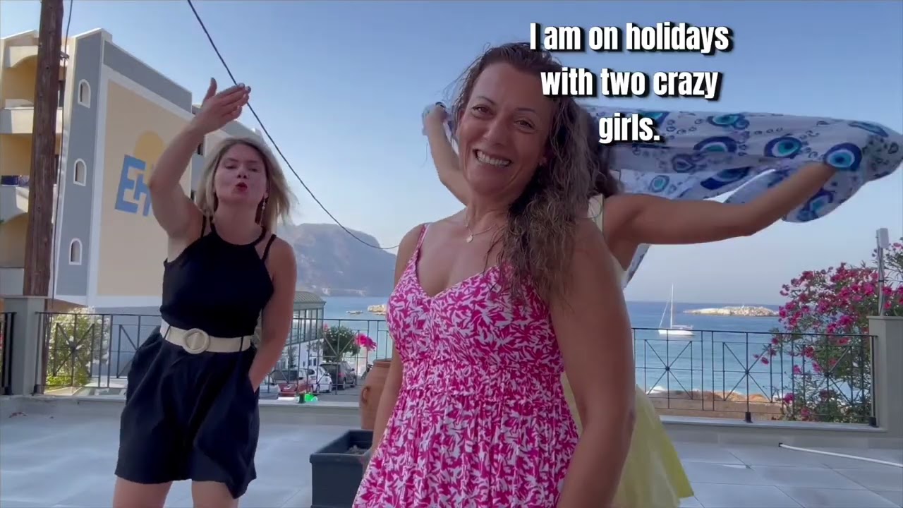 Dorita is Stretching the City - Kasos & Karpathos - Ότι νά’ναι στο Νησί  