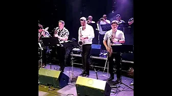 SpokFrevo Orquestra: Banho de Cheiro (trecho)