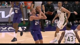 Bucks bench funny reaction on Mason Plumlee shooting using a left hand - #nba | Hornet vs Bucks Profile