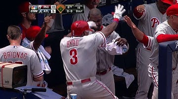 PHI@ATL: Byrd crushes a solo home run to left field